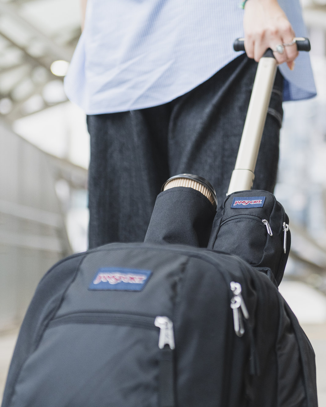 旅を快適にする最旬トラベルポーチ7選！ 【公式】JANSPORT
